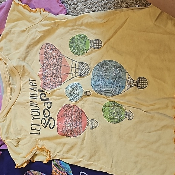 Lot of 5 Girls Graphic Tees - Picture 4 of 14